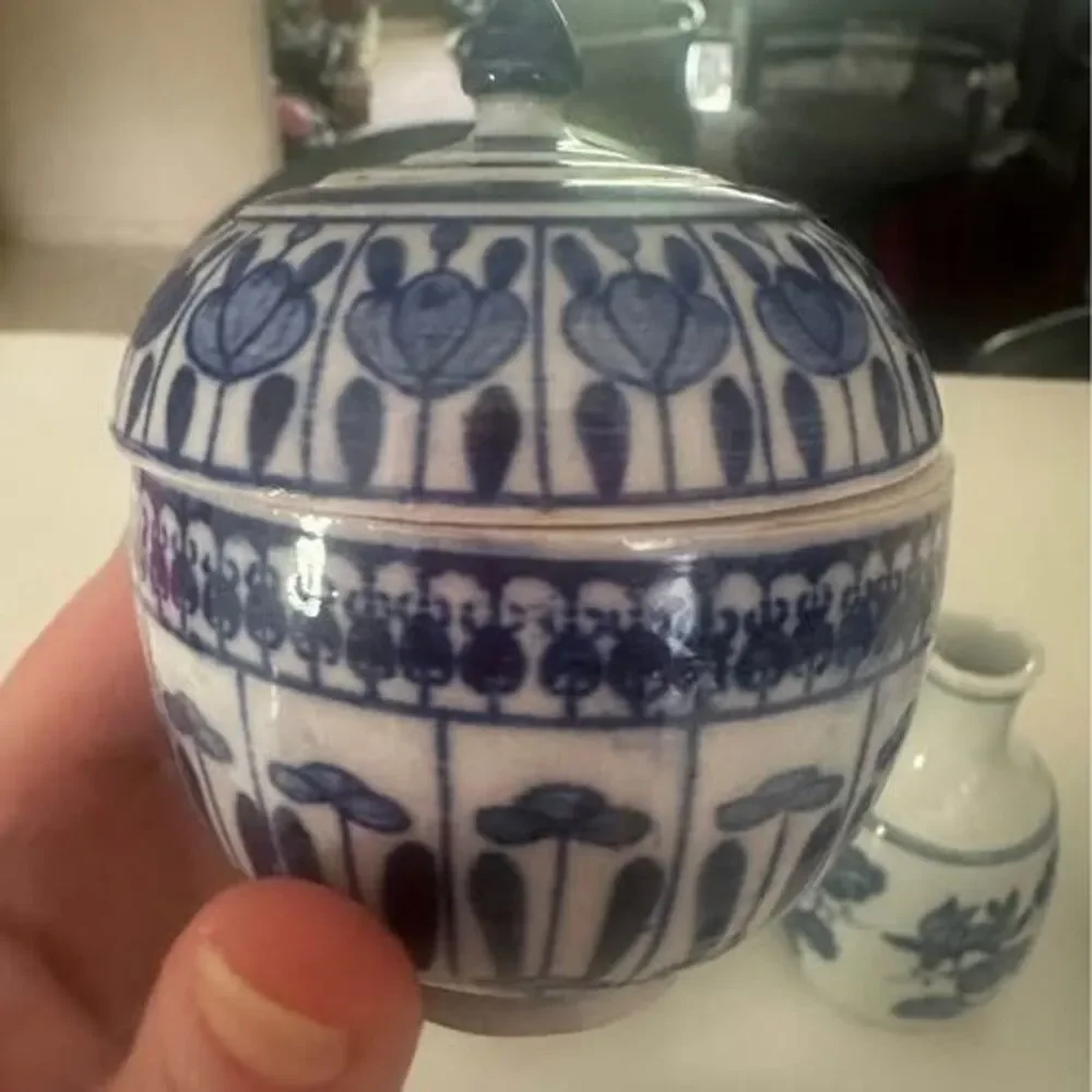 Old kitchenware